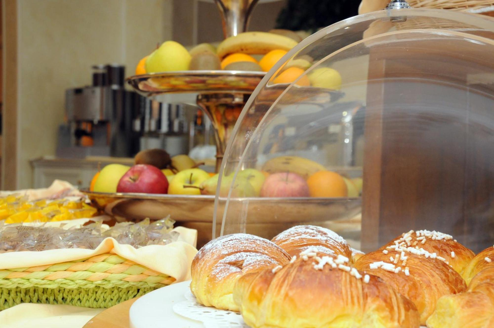 Hotel Continental Brescia Roncadelle Restoran gambar