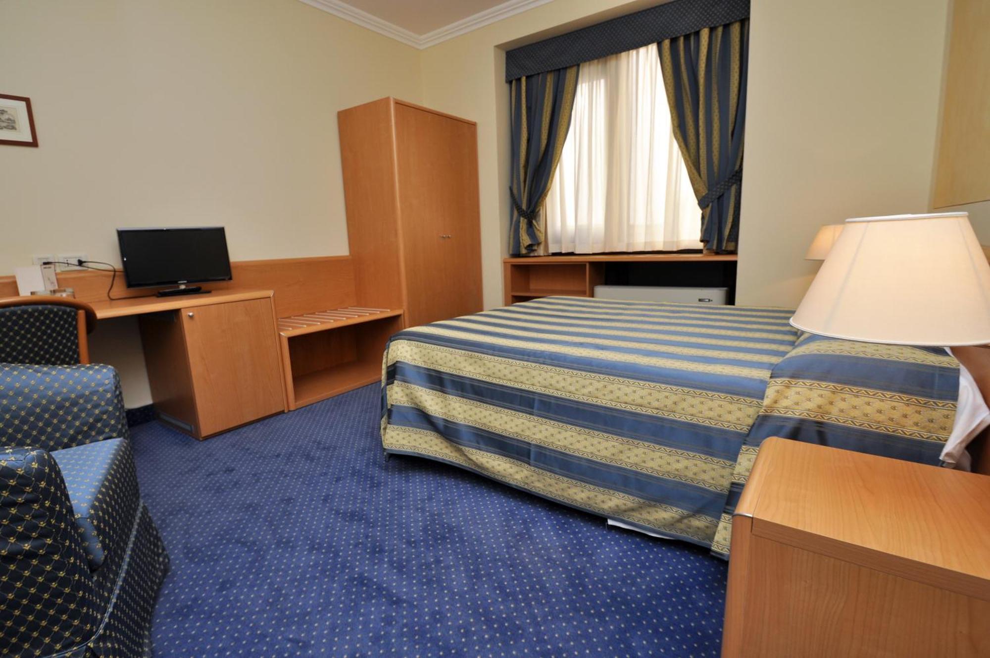 Hotel Continental Brescia Roncadelle Bilik gambar